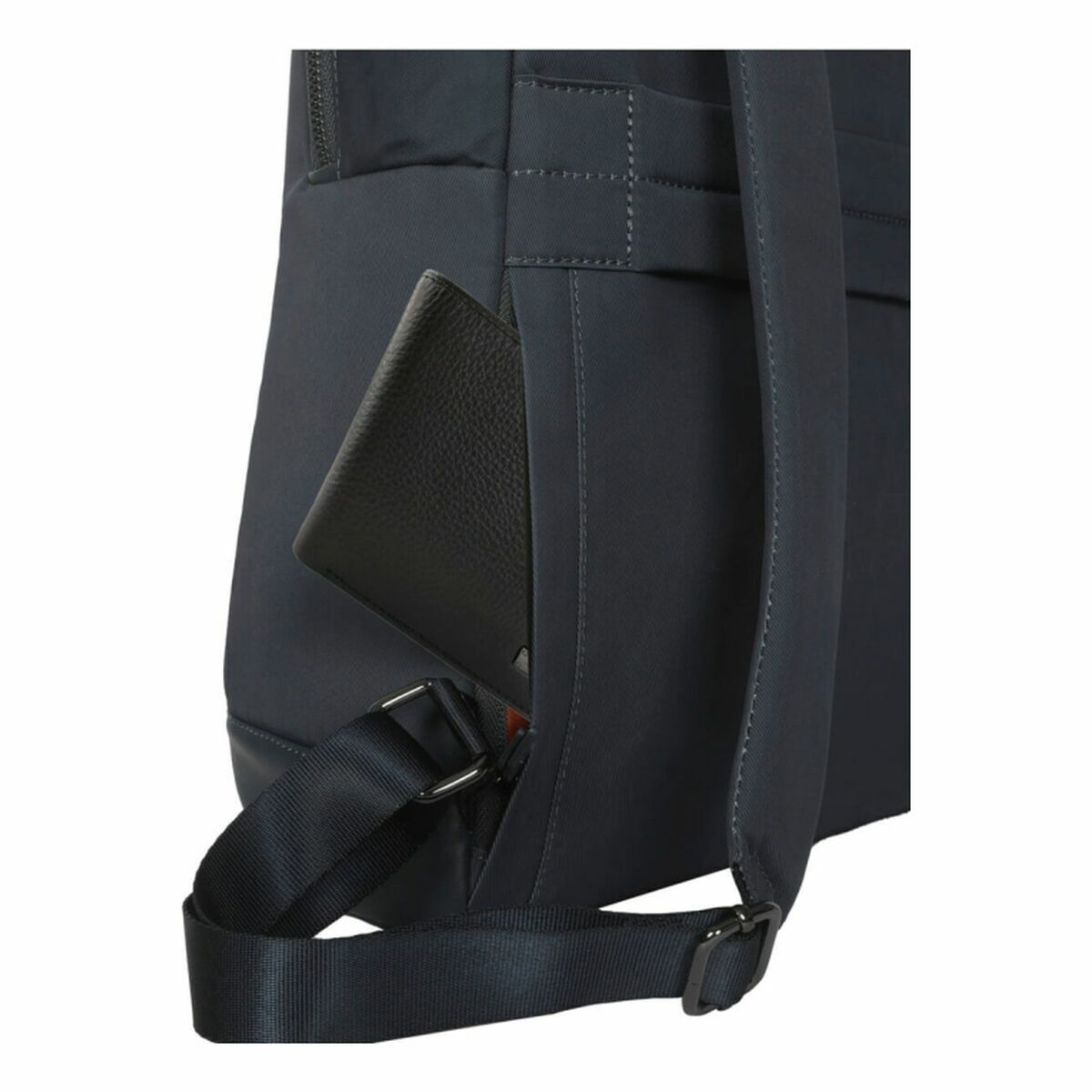 V2HFE5FBB7478BB7961DCD2EEF9C80A366BR5815106P6