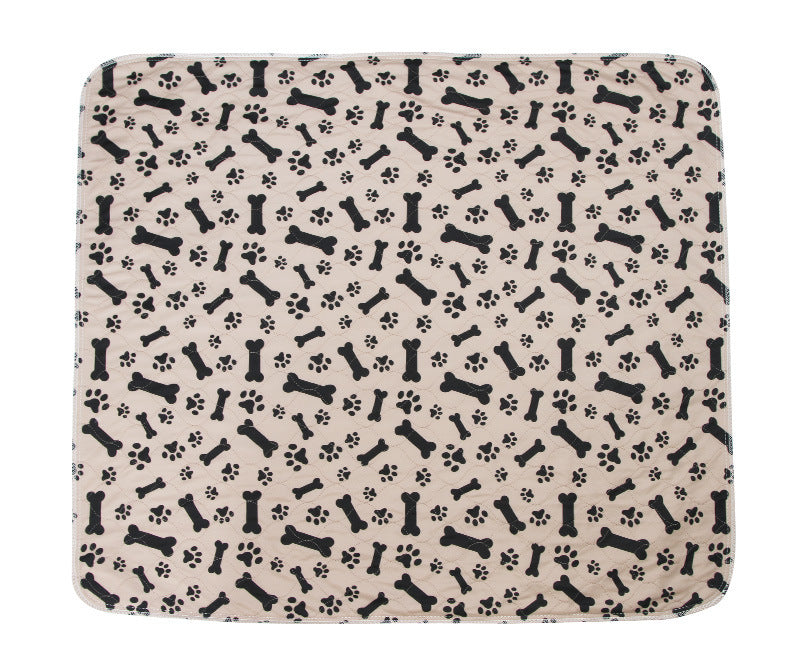 Three-layer waterproof pet absorbent pad