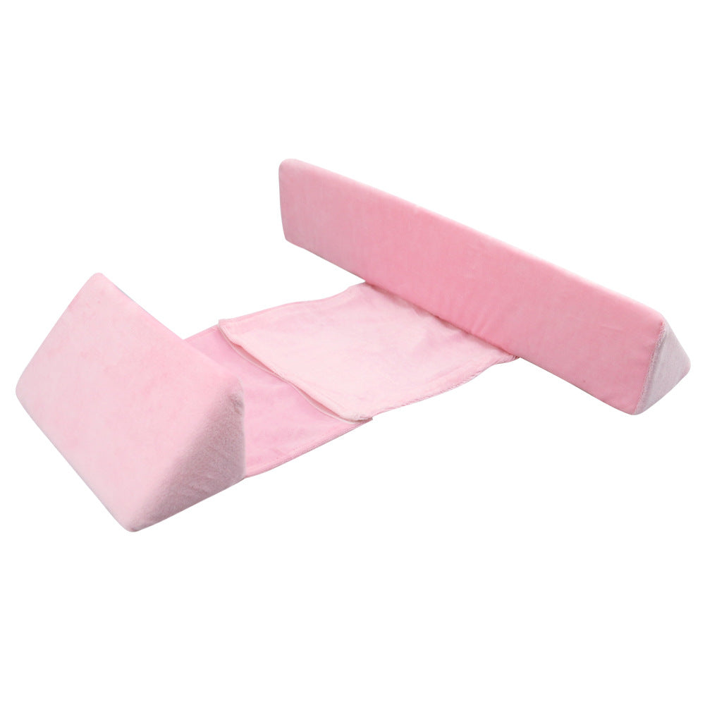 Cuscino modellante per lo styling del neonato Triangolo del cuscino per dormire sul lato anti-ribaltamento