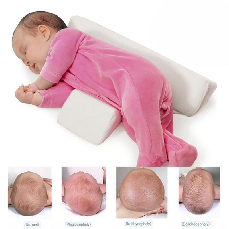 Cuscino modellante per lo styling del neonato Triangolo del cuscino per dormire sul lato anti-ribaltamento