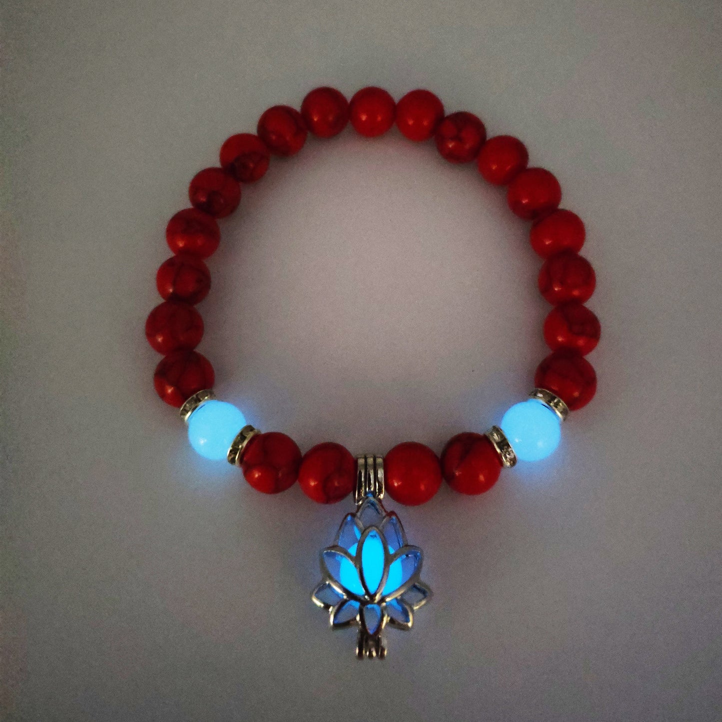 Energia Luminosa Loto Bracciale in Pietra Naturale Yoga Guarigione Bagliore Luminoso Nel Buio Braccialetto di Perline di Fascino Per Uomo Donna Preghiera Buddismo