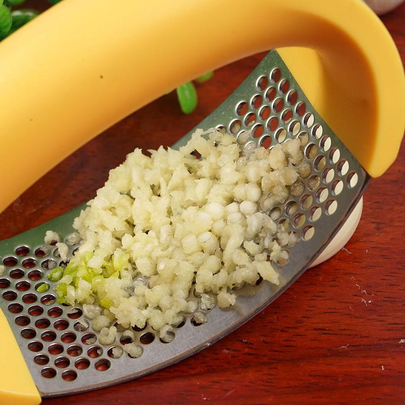 Schiaccia aglio in acciaio inossidabile Pressa per aglio Manuale per uso domestico Curva Utensili per frutta e verdura Gadget da cucina