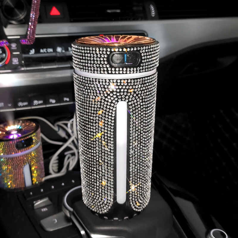 Umidificatore per auto con diamanti di lusso Diffusore per auto con luce a LED Purificatore d'aria automatico Diffusore per aromaterapia Deodorante per ambienti Accessori per auto per donna