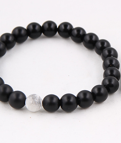 Braccialetto di perline di guarigione dell'equilibrio di guarigione dei sette chakra della lava nera fatto a mano