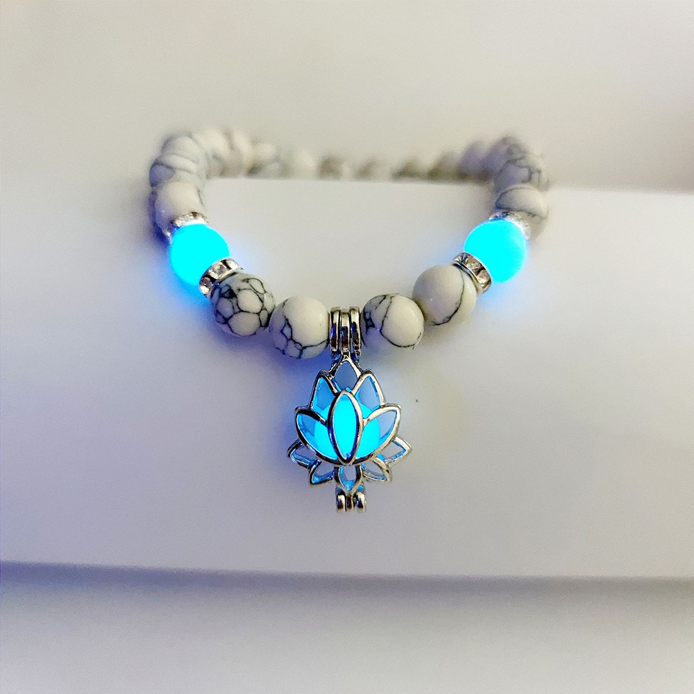 Energia Luminosa Loto Bracciale in Pietra Naturale Yoga Guarigione Bagliore Luminoso Nel Buio Braccialetto di Perline di Fascino Per Uomo Donna Preghiera Buddismo