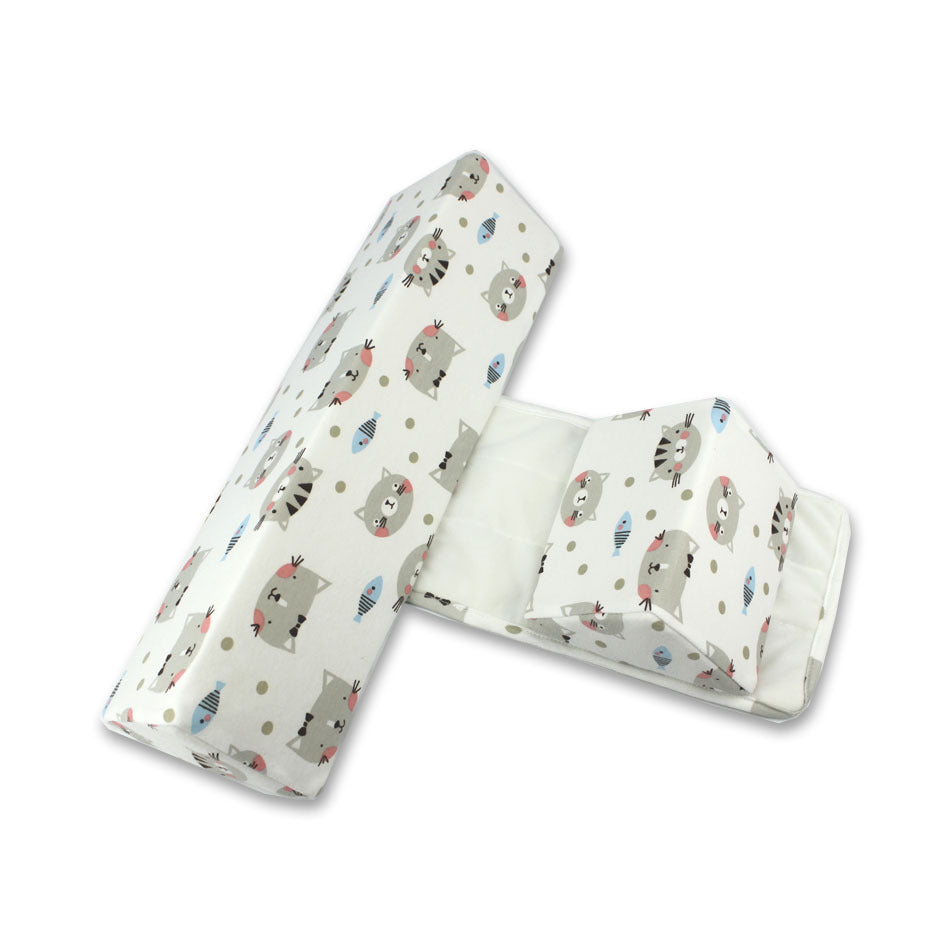 Cuscino modellante per lo styling del neonato Triangolo del cuscino per dormire sul lato anti-ribaltamento
